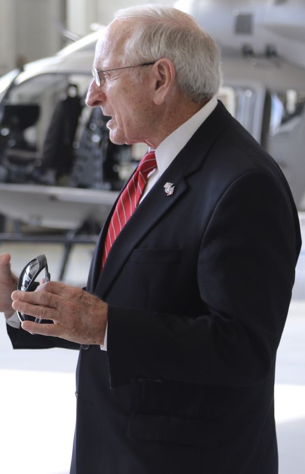 Vince Dooley, head coach at Georgia