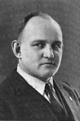 Dick Harlow, head coach at Penn State, Colgate and Harvard