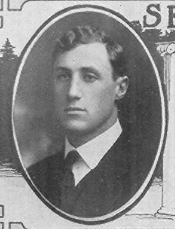 Anthony Savage, head coach at Washington