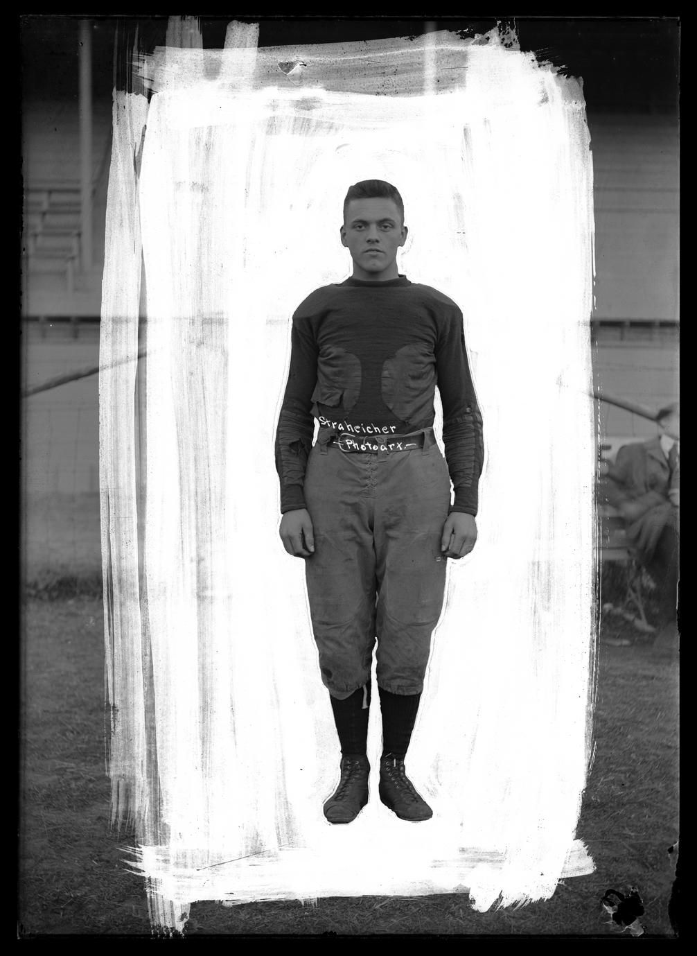 Football player: Straheicher