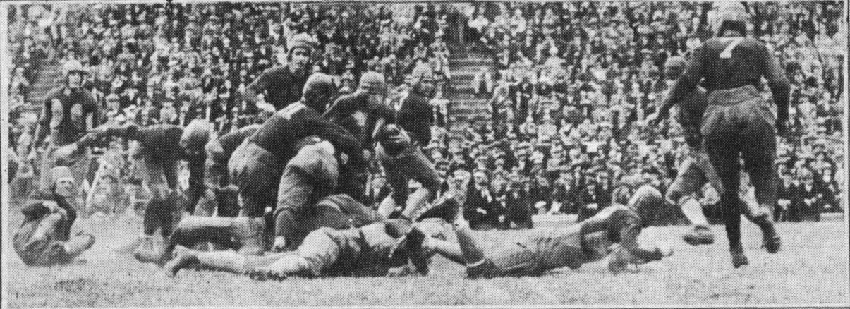 A scene from the October 23, 1926 football game between the Georgia Tech Golden Tornado and the Washington and Lee Generals at Grant Field.