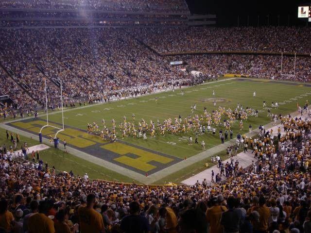 LSU Tiger Stadium during the LSU - Arkansas game, november 2004. Author : Nicolas Larchet