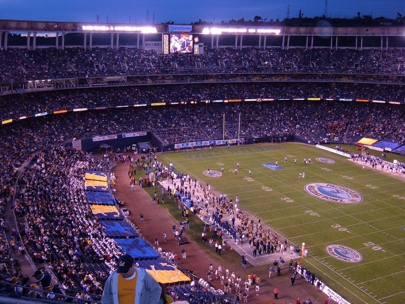 The Cal sideline during the 2004 Holiday Bowl at Qualcomm Stadium in San Diego, California against the Texas Tech Red Raiders. The Red Raiders won 45-31.