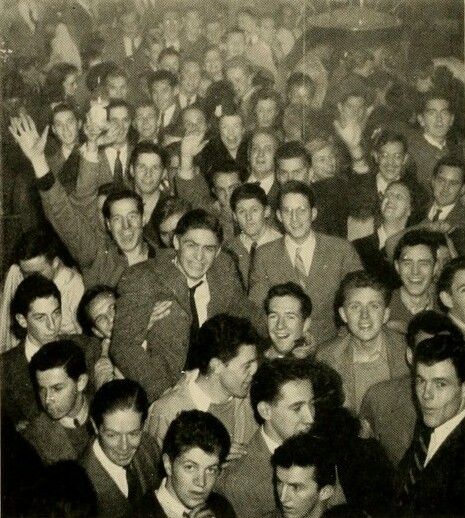 Scanned from the 1942 edition of The Chanticleer, the yearbook of Duke University