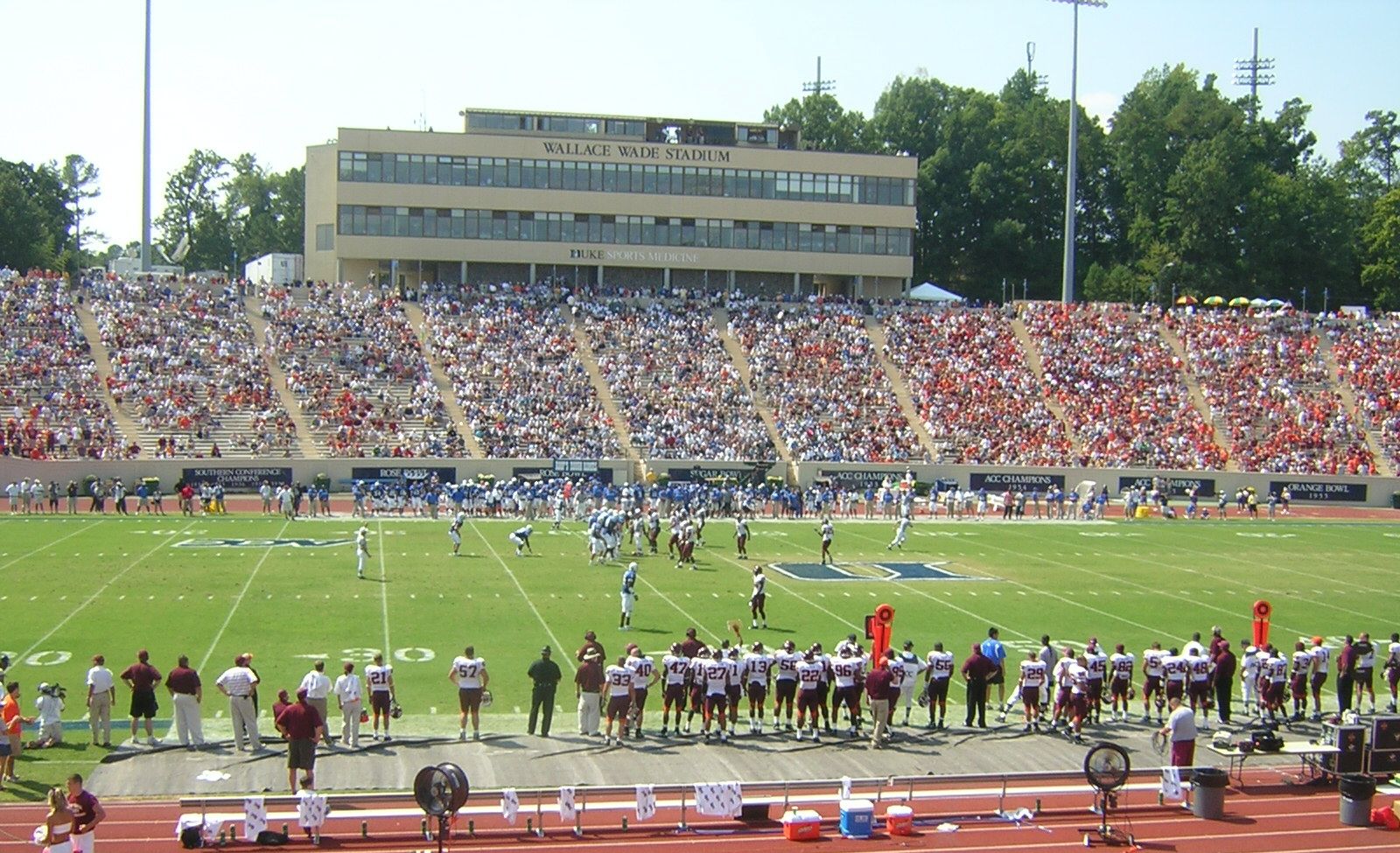 The 2005 Virginia Tech Hokies football team (en) faces Duke University at Wallace Wade Stadium.