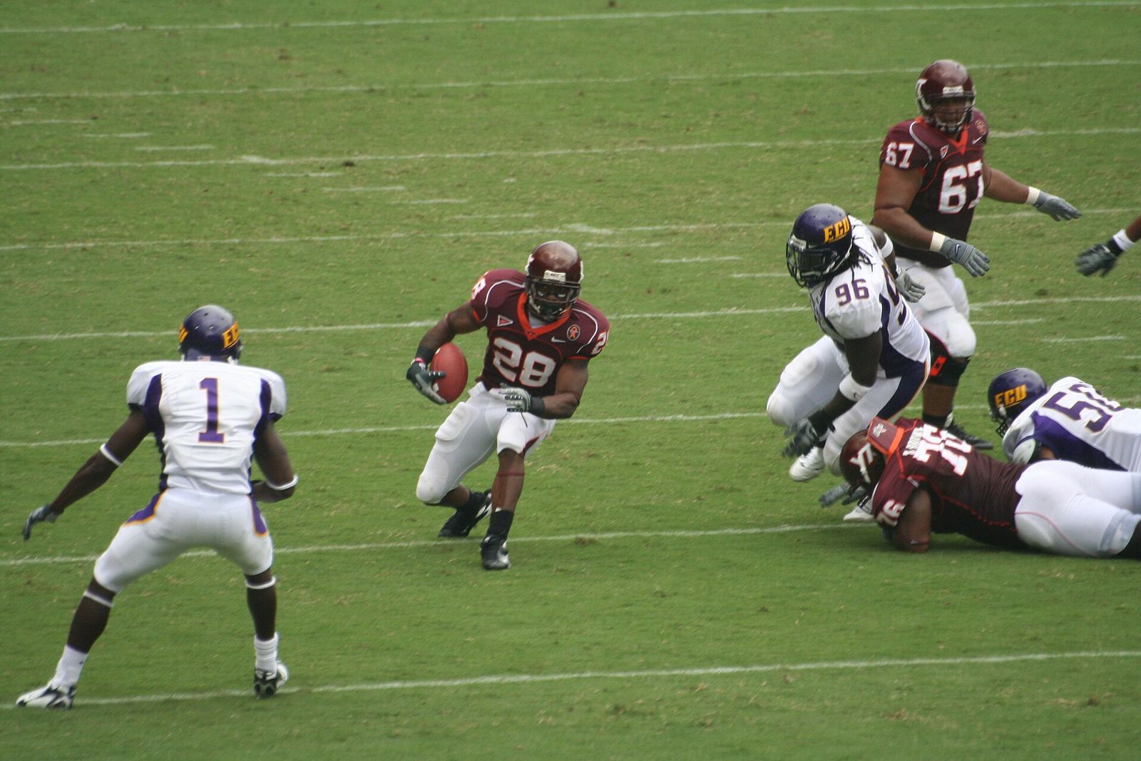 Brandon Ore of the 2007 Virginia Tech Hokies football team runs against East Carolina University