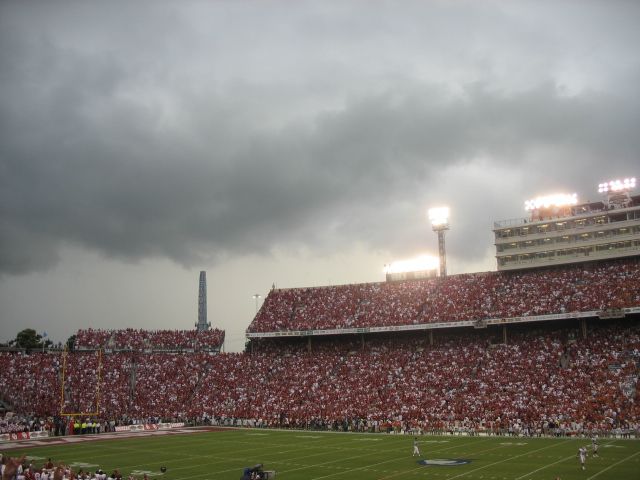 Storms brewing at the 2007 Red River Shootout at the Cotton Bowl