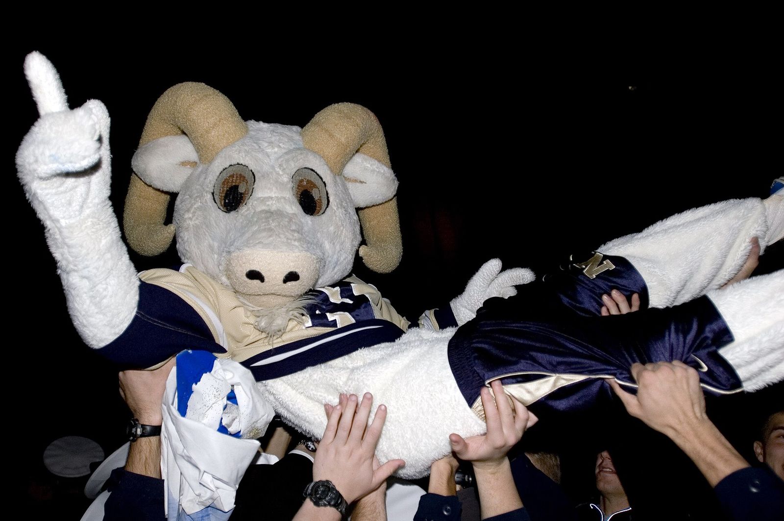 Navy at Notre Dame, 2007