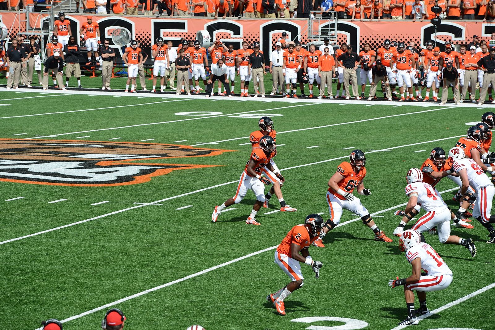 Oregon State Beavers offense against the Wisconsin Badgers defense led by Chris Borland in 2012