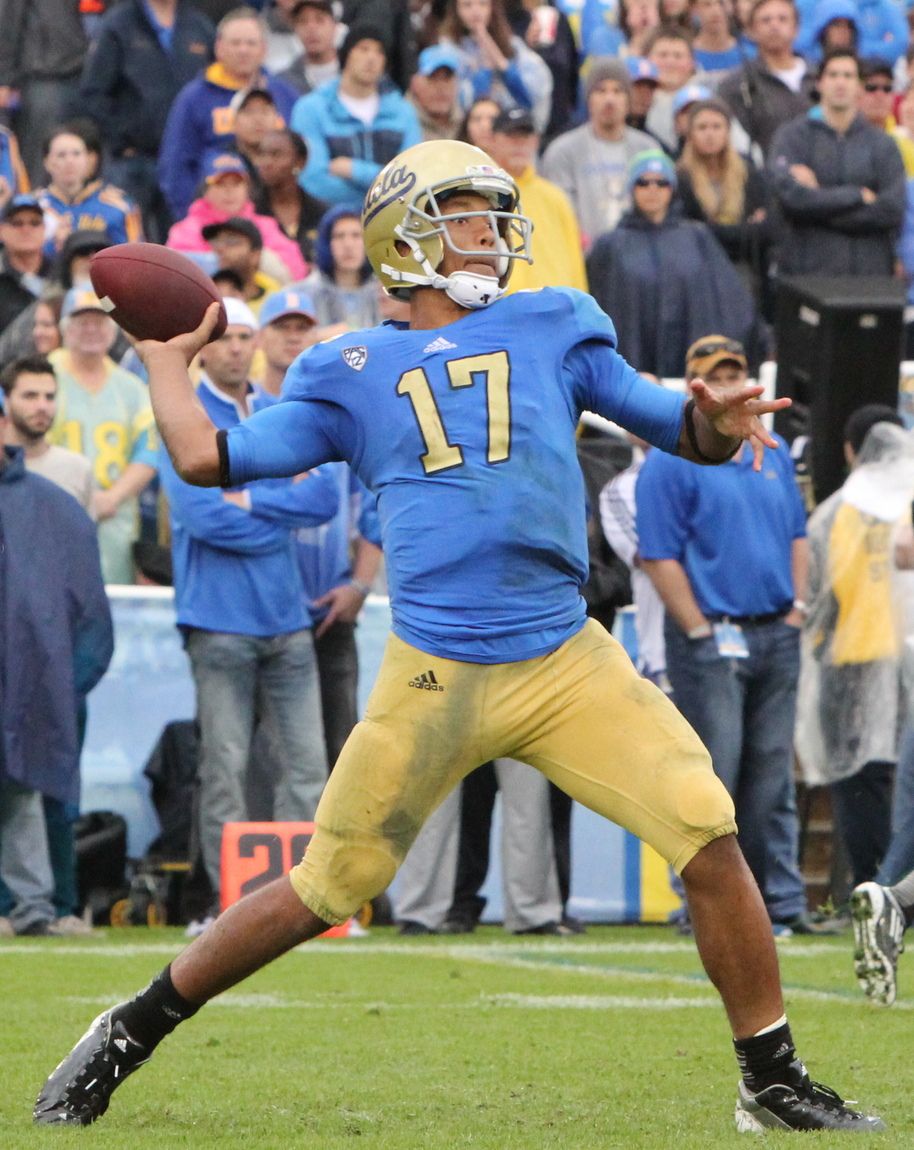 UCLA Bruins quarterback Brett Hundley