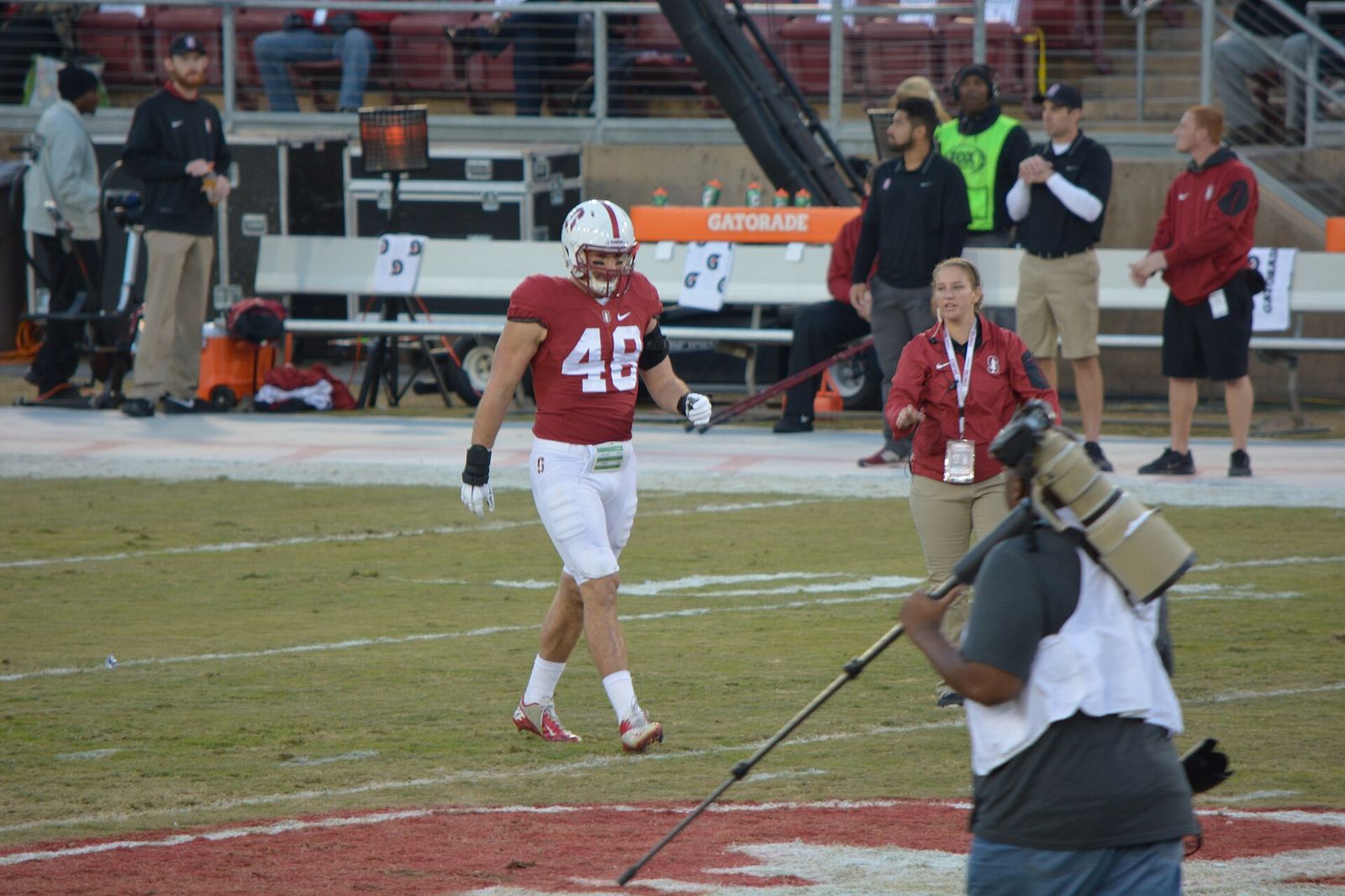 Stanford 38 Notre Dame 36