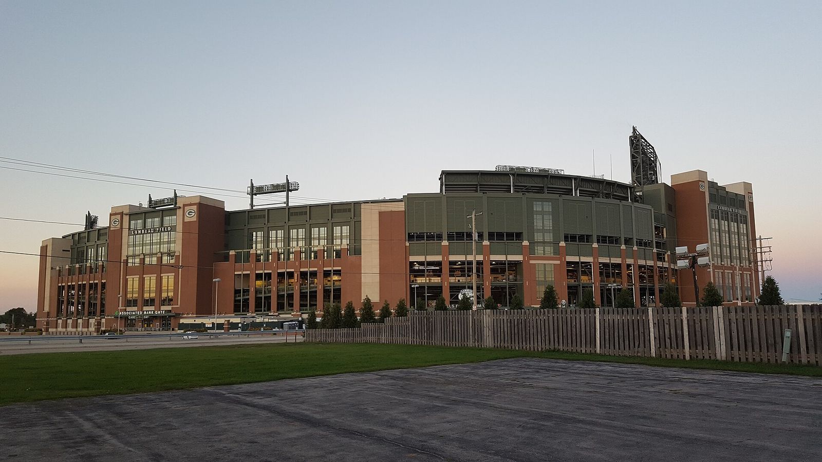 LSU vs. Wisconsin, 2016