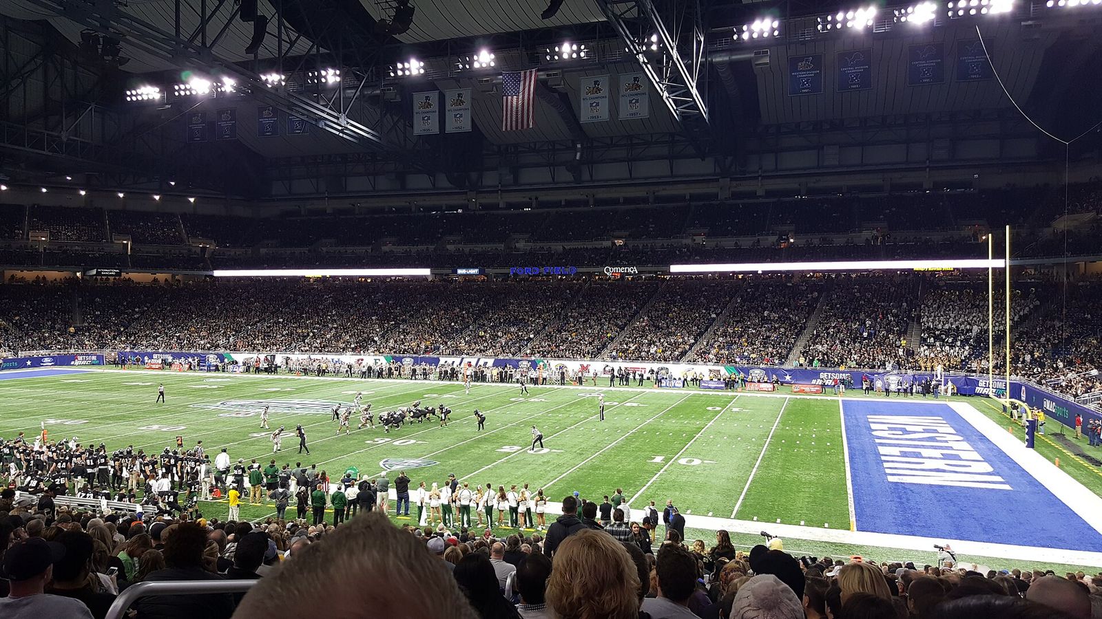 The Ohio University Bobcats line up on offense against the Western Michigan University Broncos.