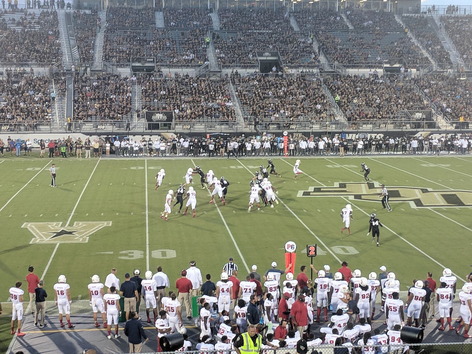 Chris Robison's pass was complete to Willie Wright for 3 yards with 7:30 left in the first quarter