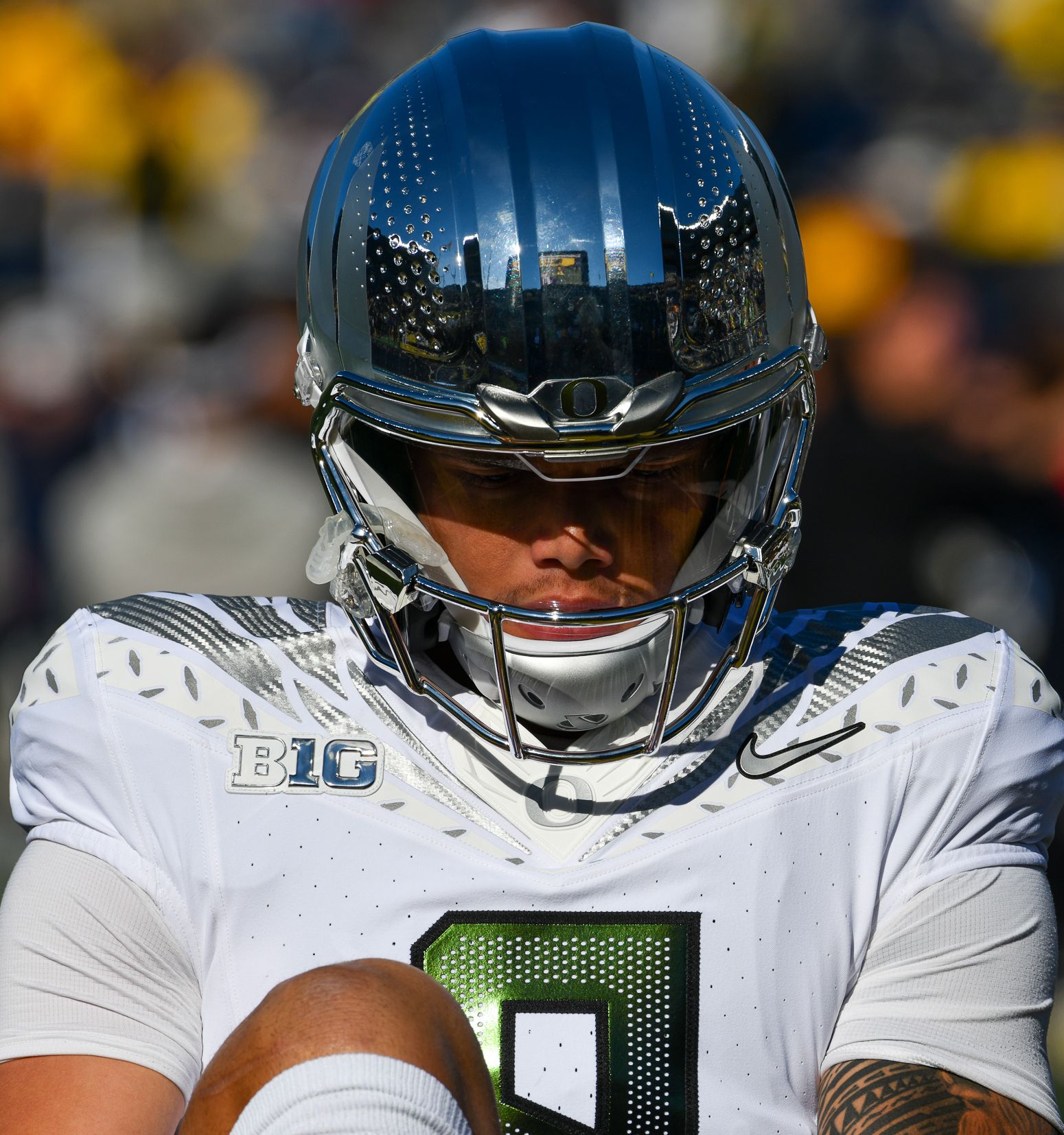 Oregon Ducks quarterback Dillon Gabriel