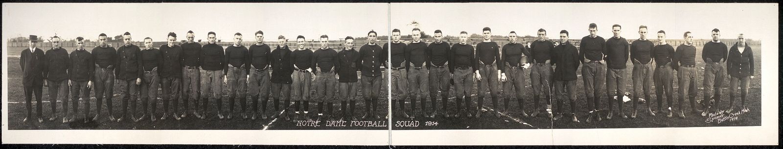 Notre Dame football squad, 1914
