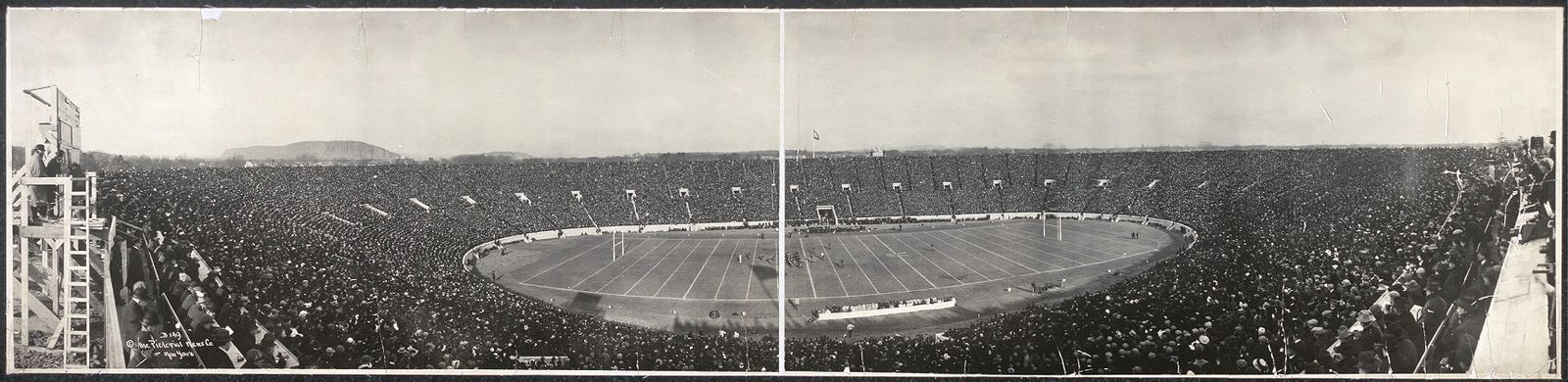 Yale - Harvard football game, 1914
