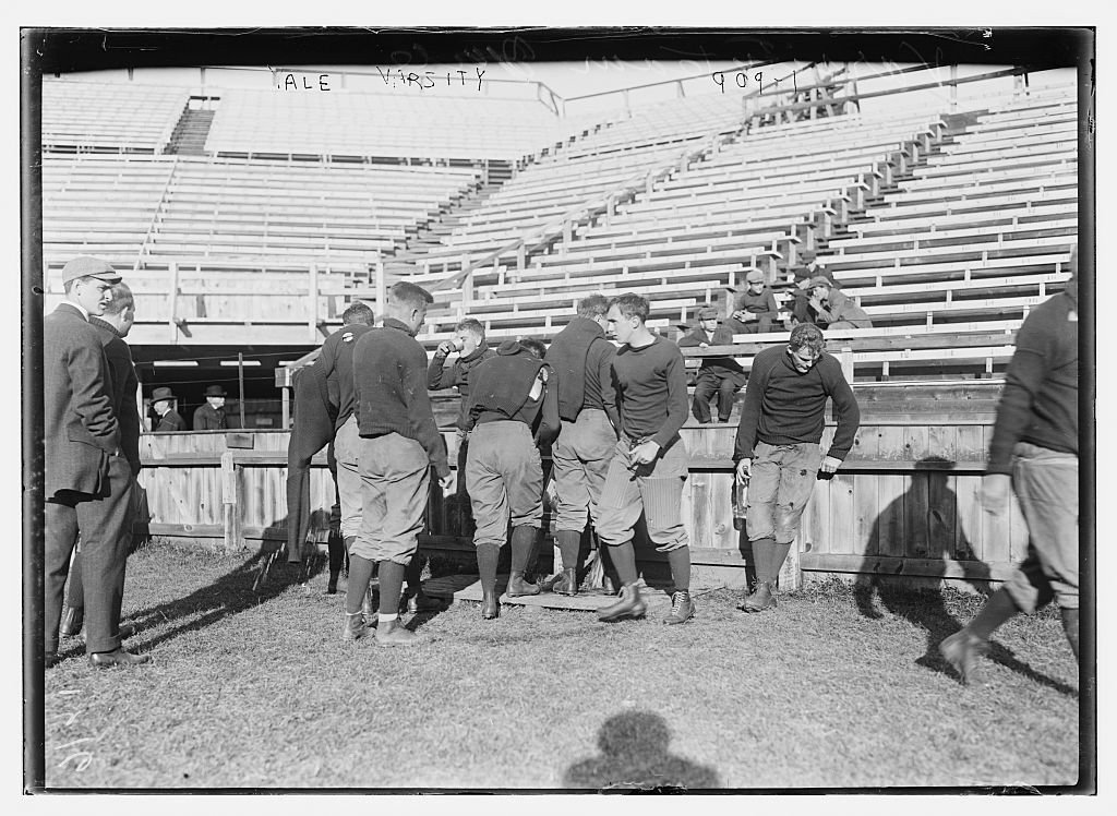 Yale varsity football team, before or after practice