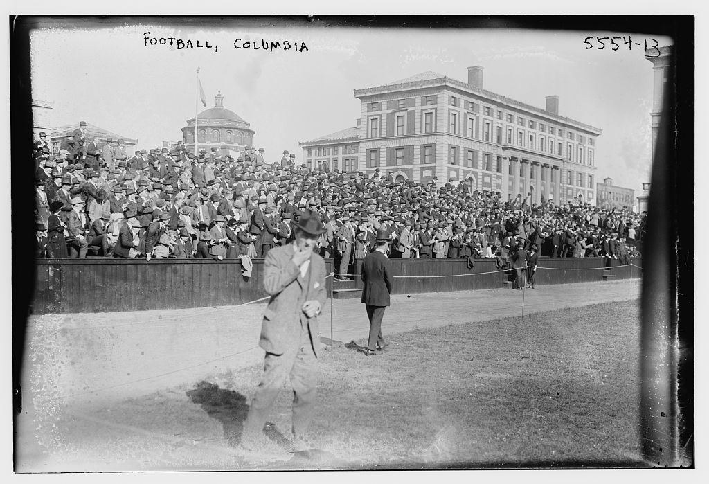 Football, Columbia