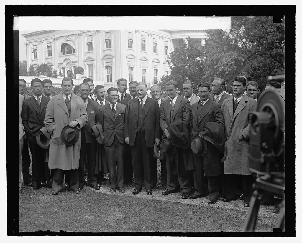 Hoover with Univ. of Cal. football team, 10/16/29