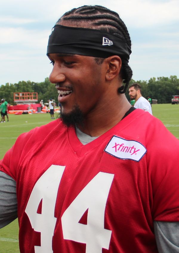Vic Beasley with the Atlanta Falcons, 2015