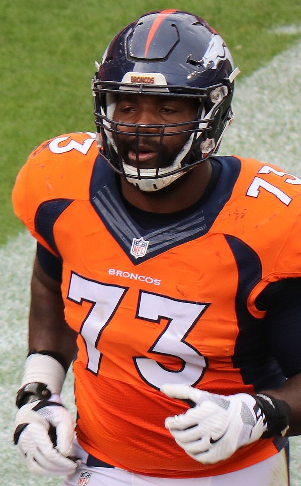 Russell Okung, 2016