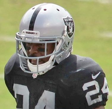 Michael Huff with the Oakland Raiders, 2012