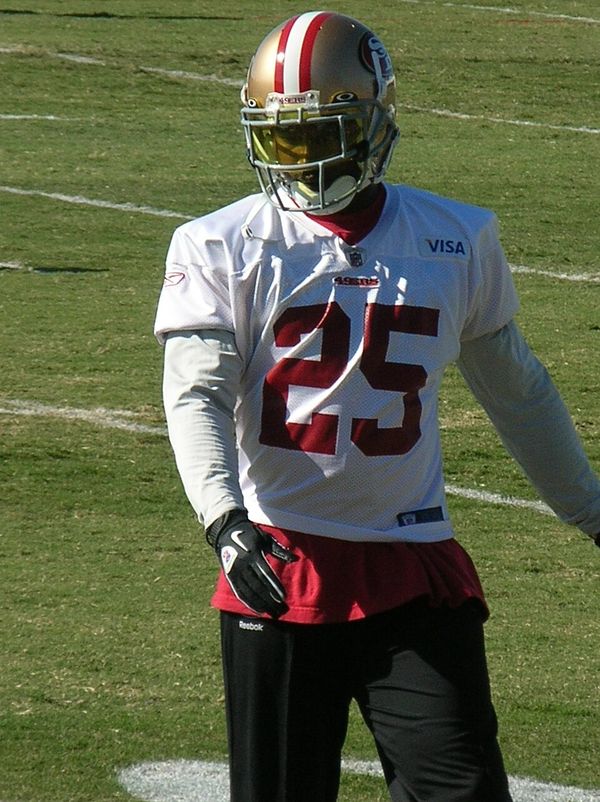 Tarell Brown with the San Francisco 49ers, 2010