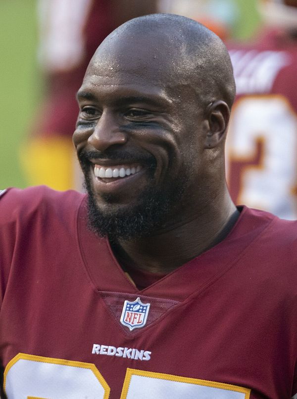 Vernon Davis with the Washington Redskins, 2018