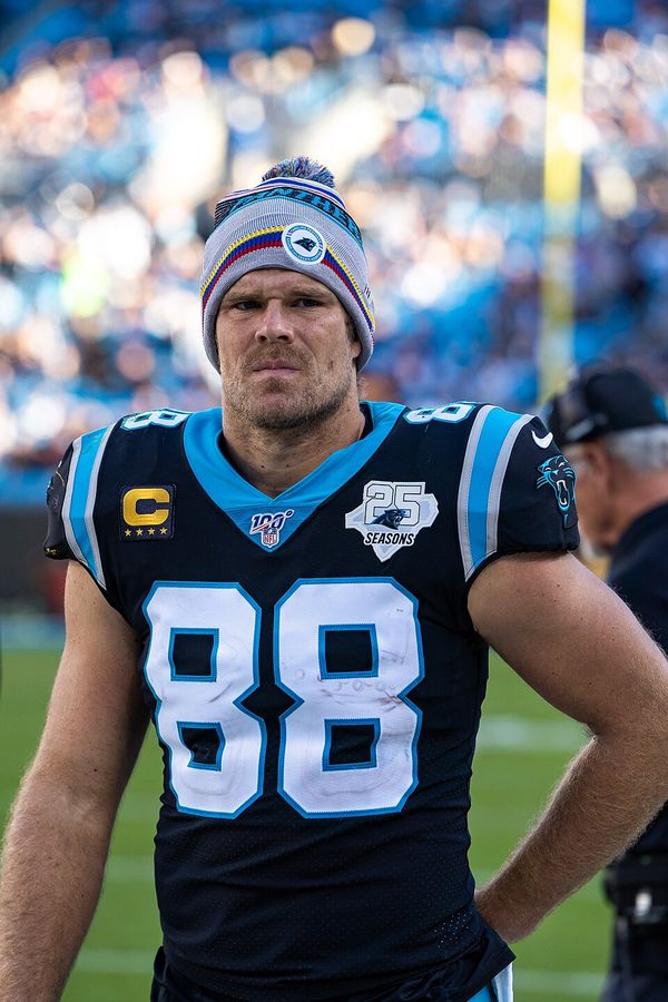 Greg Olsen with the Carolina Panthers, 2019