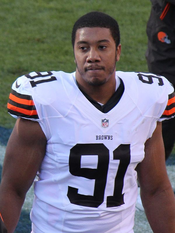 Hall Davis in the NFL