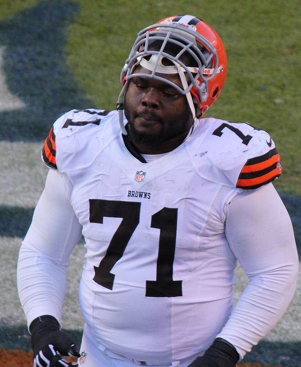 Ahtyba Rubin in the NFL