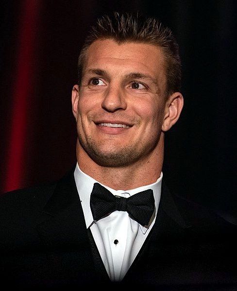 Rob Gronkowski, 1977