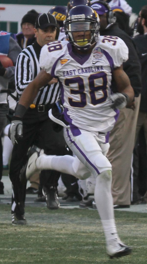 Emanuel Davis