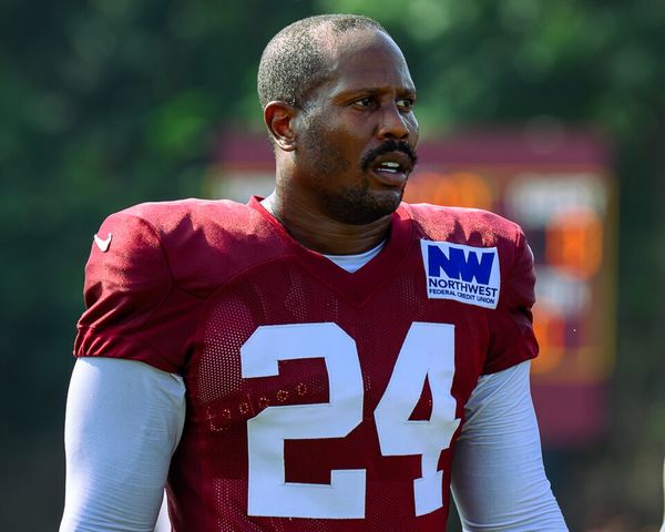 Von Miller with the Washington Commanders