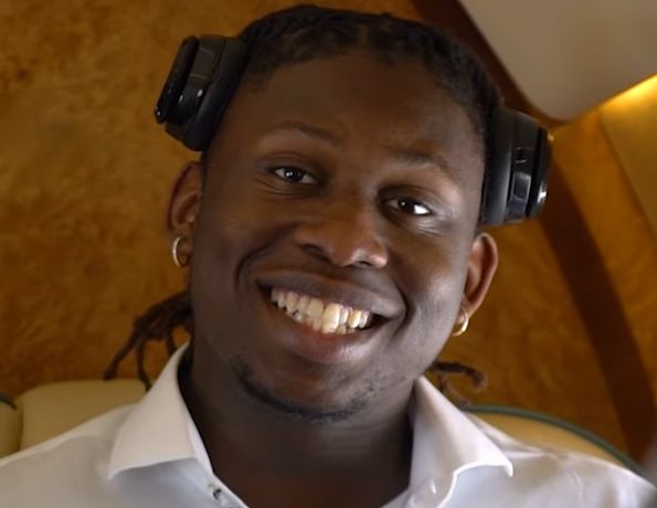 Takkarist McKinley in the NFL