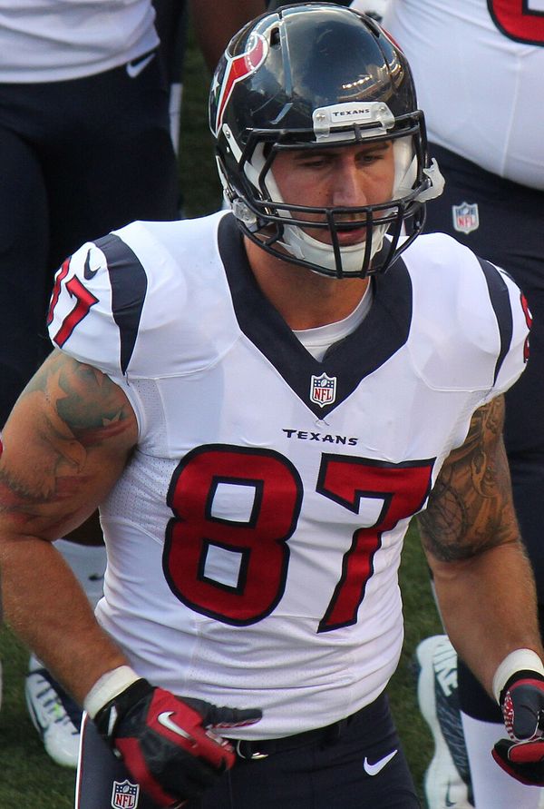 C.J. Fiedorowicz in the NFL