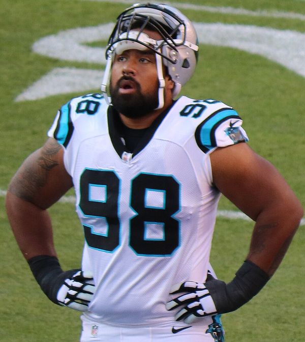 Star Lotulelei with the Carolina Panthers, 2016