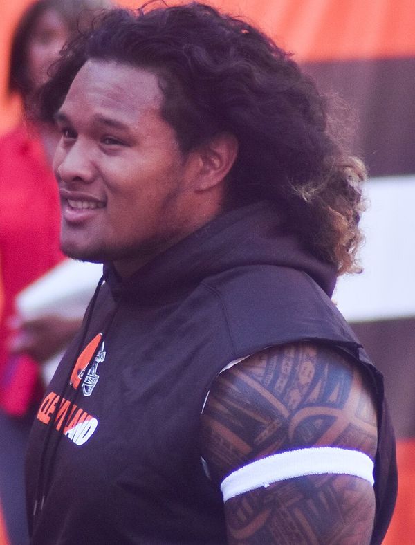 Danny Shelton with the Cleveland Browns, 2015
