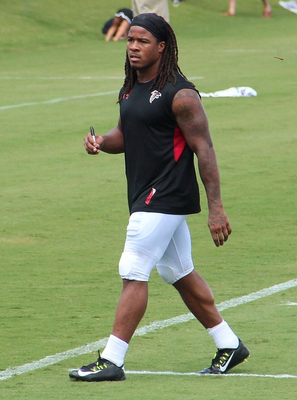 Devonta Freeman with the Atlanta Falcons, 2016