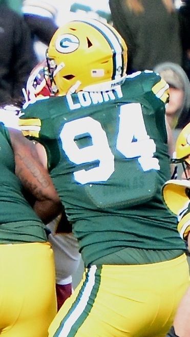 Dean Lowry in the NFL