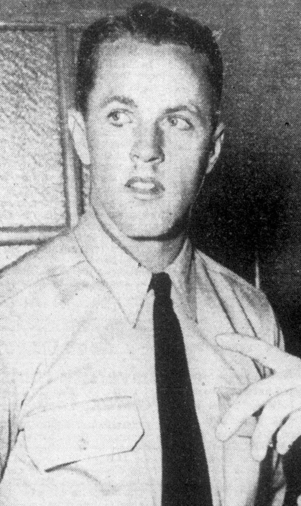 Bruce Smith, 1943