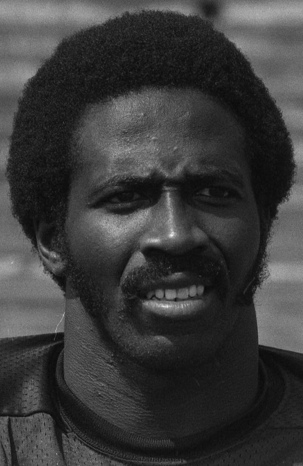 Calvin O'Neal, 1976