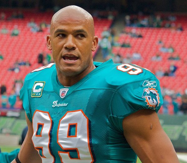 Jason Taylor with the New York Jets, 2009