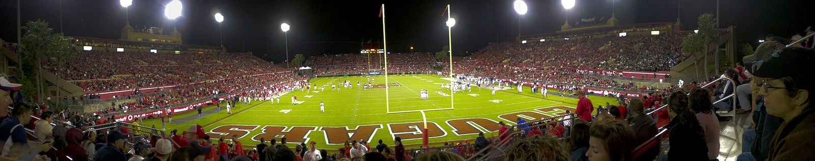 A panoramic view of Robertson Stadium taken from the South End Zone during the 2009 Bayou Bucket Classic.