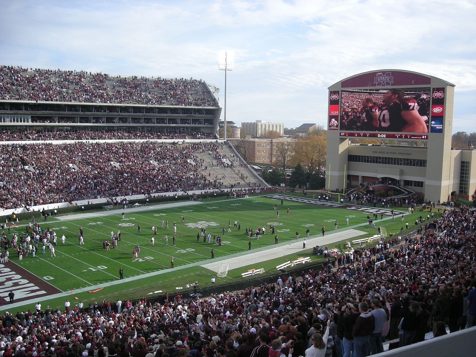 Mississippi State vs Ole Miss, Egg Bowl 2009