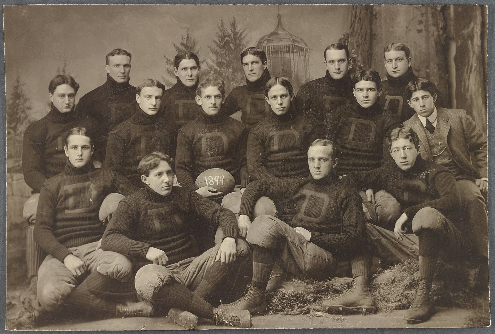 Dartmouth, 1899