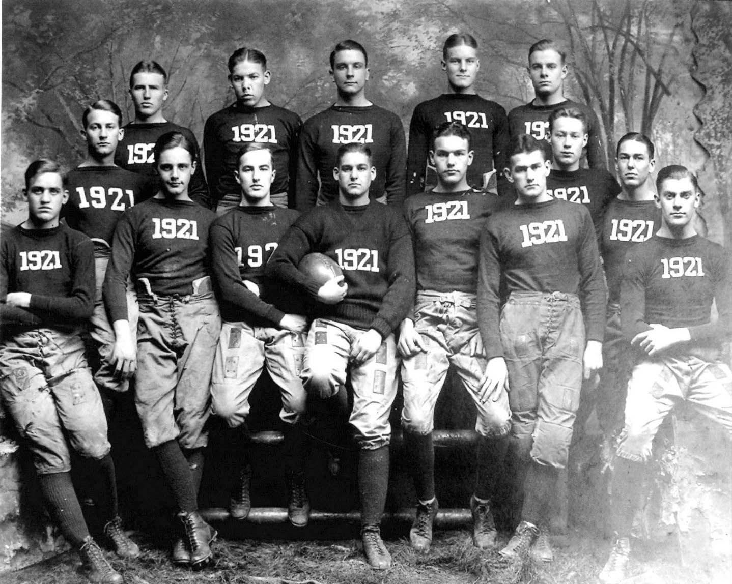 Yale, 1921